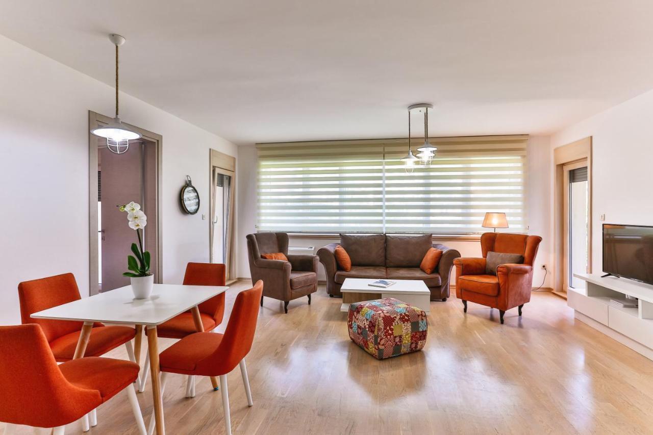 Montesun Fontana Apartments Budva Ngoại thất bức ảnh