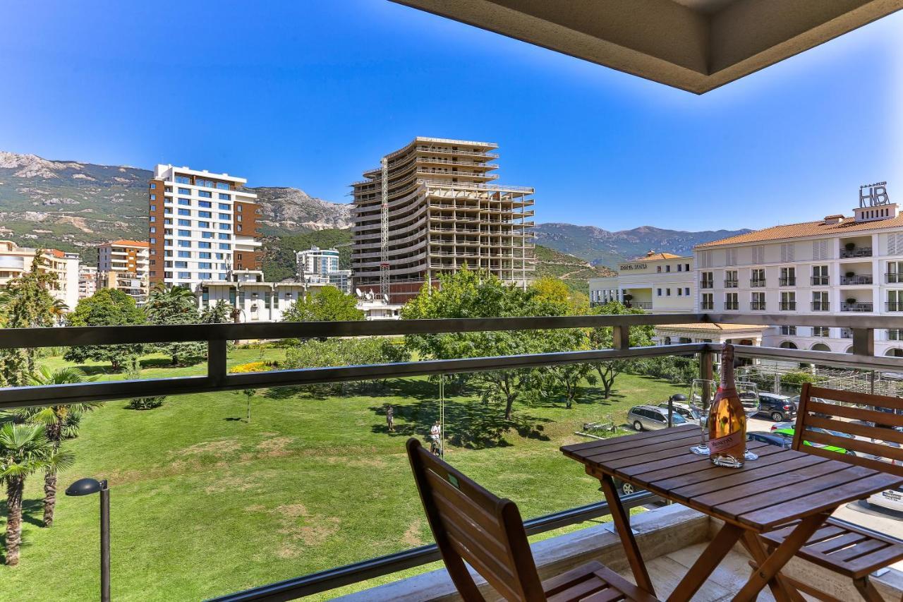 Montesun Fontana Apartments Budva Ngoại thất bức ảnh