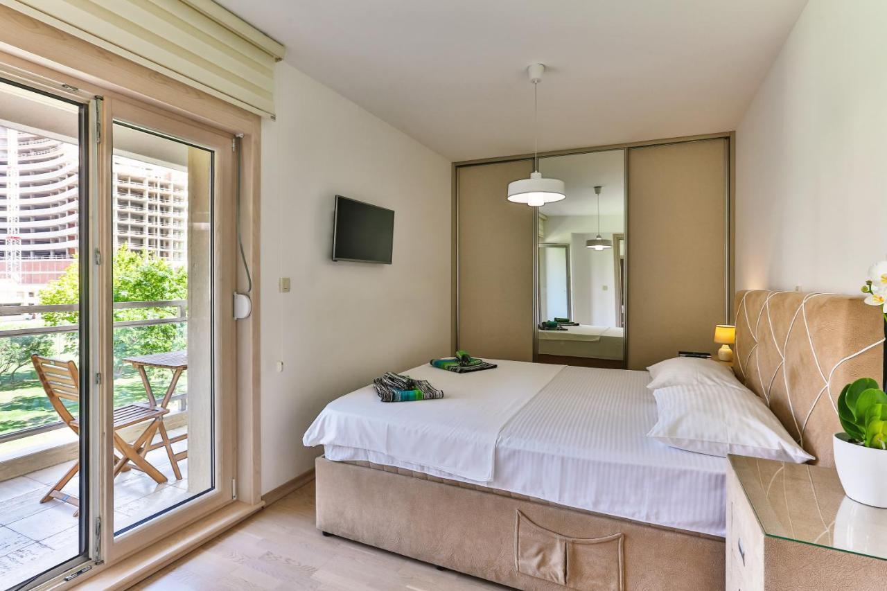 Montesun Fontana Apartments Budva Ngoại thất bức ảnh