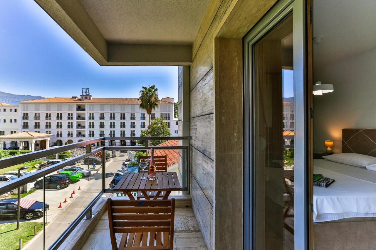 Montesun Fontana Apartments Budva Ngoại thất bức ảnh