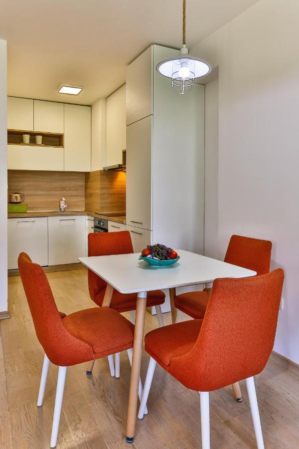 Montesun Fontana Apartments Budva Ngoại thất bức ảnh