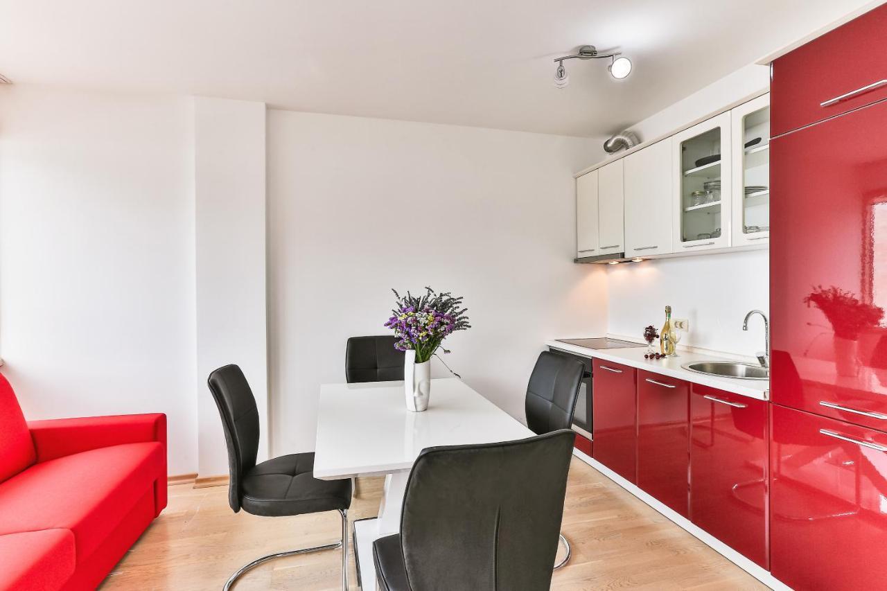 Montesun Fontana Apartments Budva Ngoại thất bức ảnh