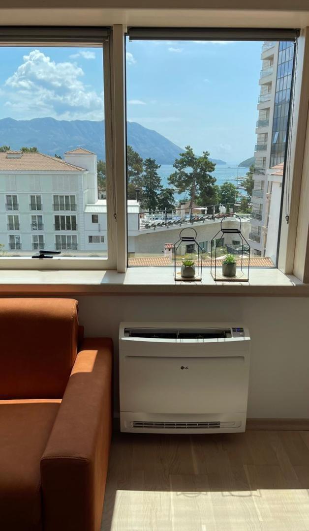 Montesun Fontana Apartments Budva Ngoại thất bức ảnh
